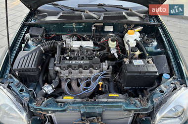 Седан Daewoo Lanos 2004 в 
