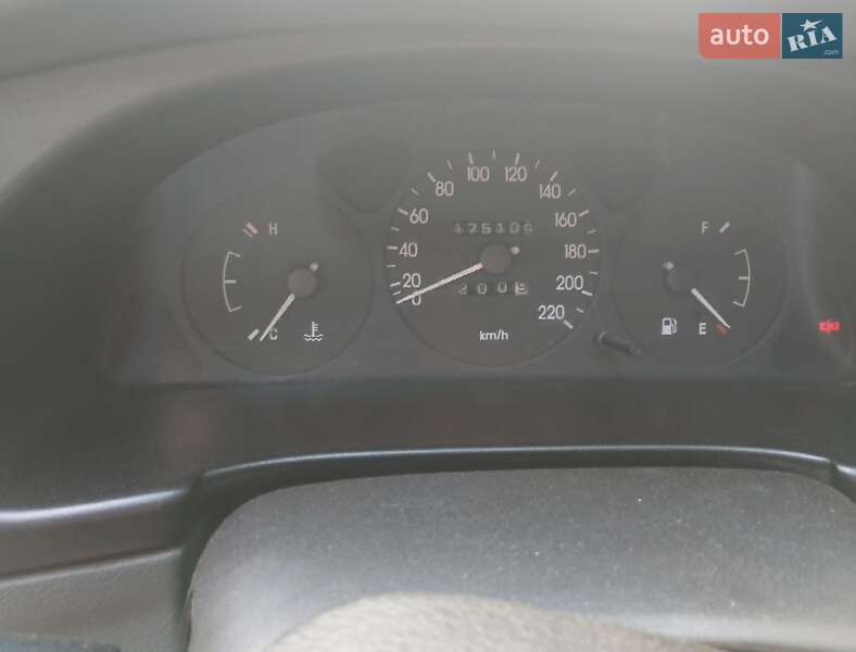 Седан Daewoo Lanos 2006 в Сумах