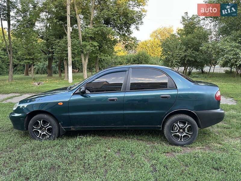 Седан Daewoo Lanos 2006 в Змиеве