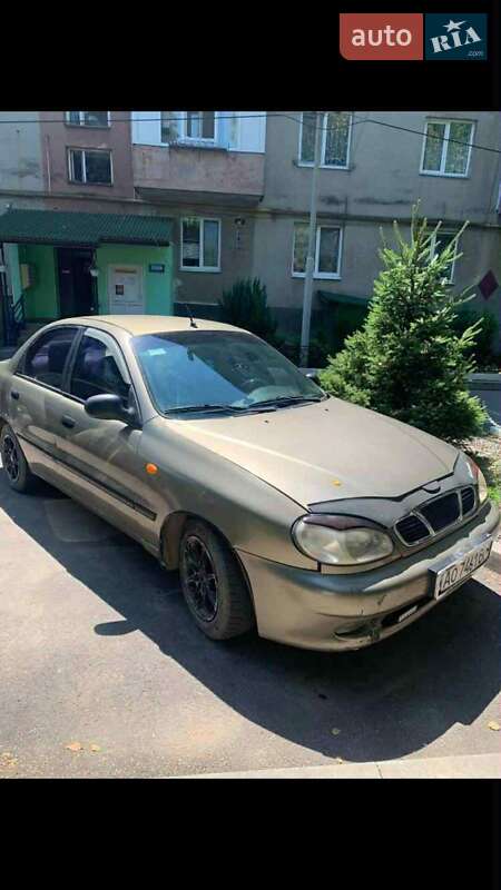 Седан Daewoo Lanos 2004 в 