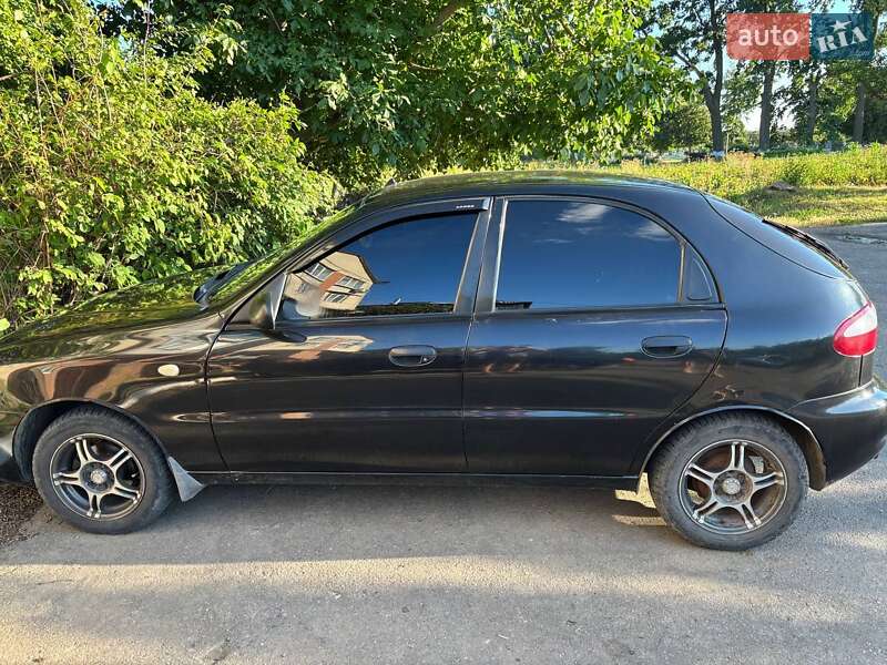 Хетчбек Daewoo Lanos 2011 в Тульчині
