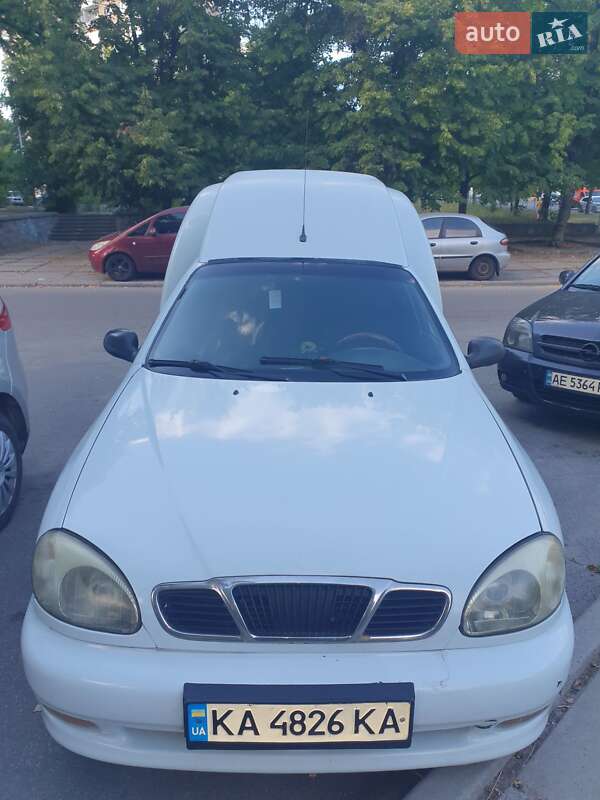 Daewoo Lanos 2010