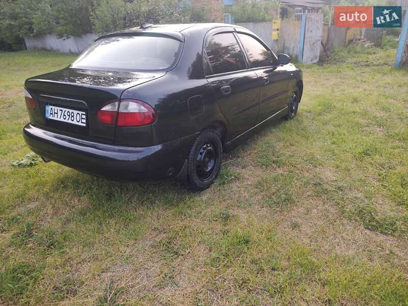 Седан Daewoo Lanos 2006 в Ромнах