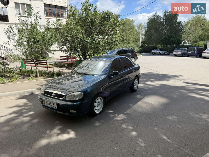 Седан Daewoo Lanos 2003 в Харкові