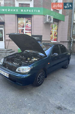 Седан Daewoo Lanos 2004 в 