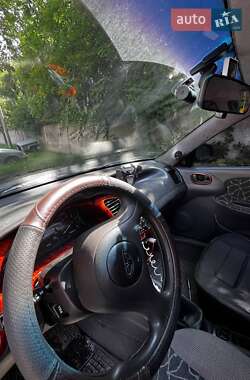 Хэтчбек Daewoo Lanos 2002 в 