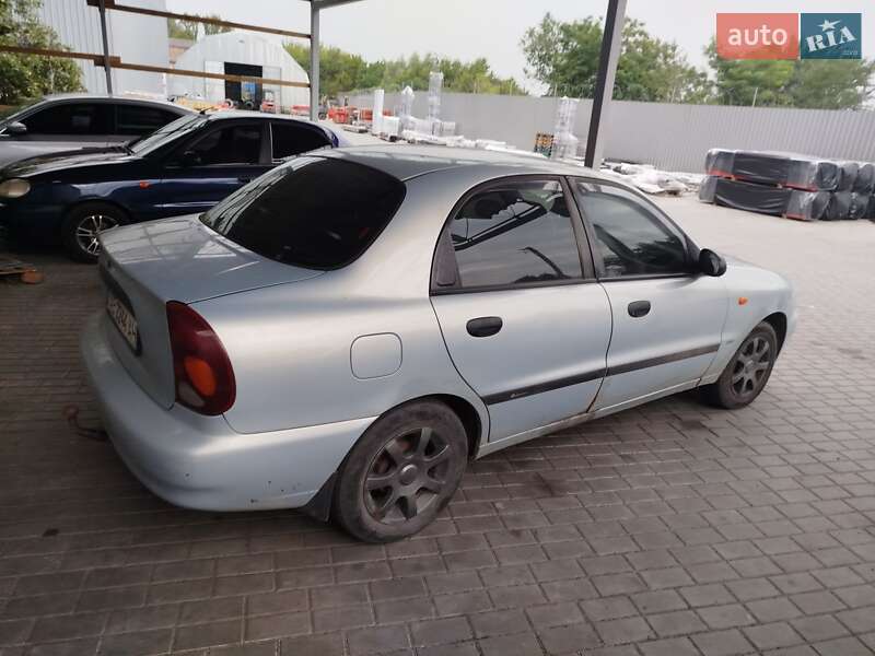 Седан Daewoo Lanos 2005 в Днепре
