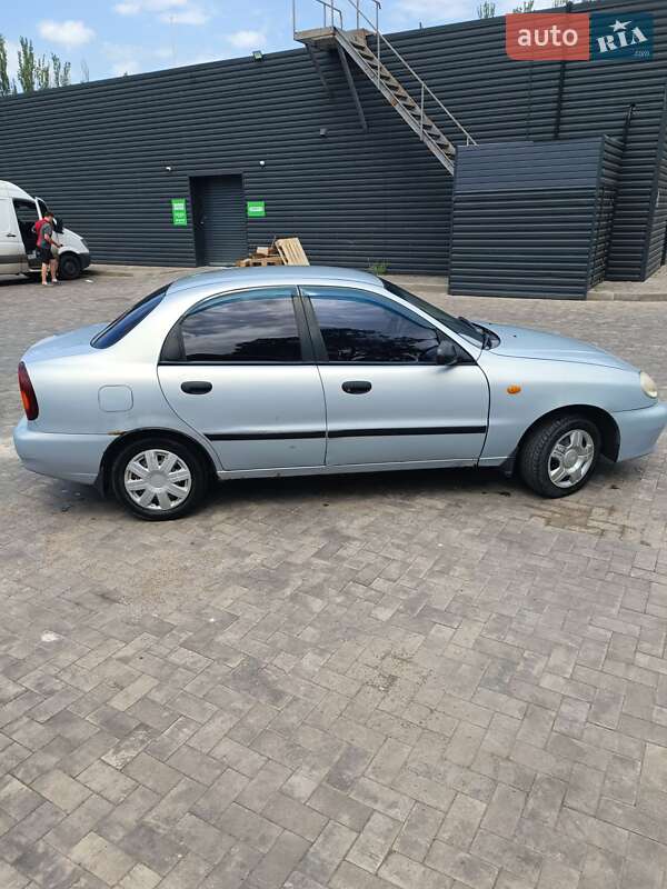 Седан Daewoo Lanos 2005 в Кривом Роге