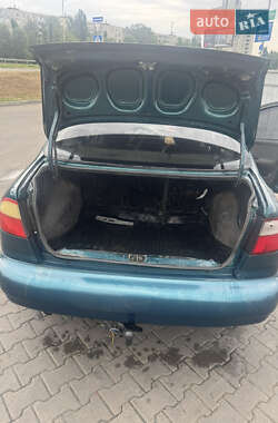 Седан Daewoo Lanos 2004 в 