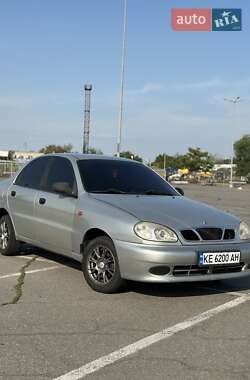 Седан Daewoo Lanos 2002 в Днепре