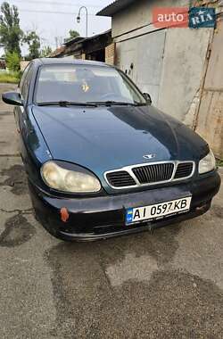 Седан Daewoo Lanos 1998 в Киеве