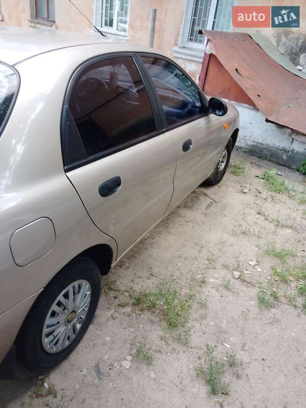 Седан Daewoo Lanos 2008 в Киеве