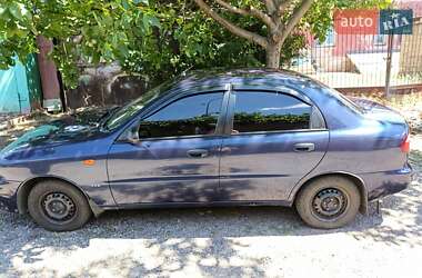 Седан Daewoo Lanos 2003 в Кривом Роге