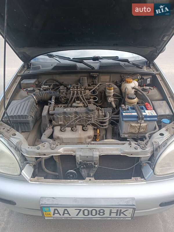 Седан Daewoo Lanos 2008 в Киеве