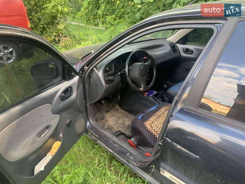 Седан Daewoo Lanos 2005 в Пустомитах