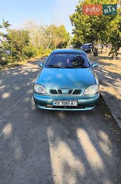 Седан Daewoo Lanos 1998 в Днепре
