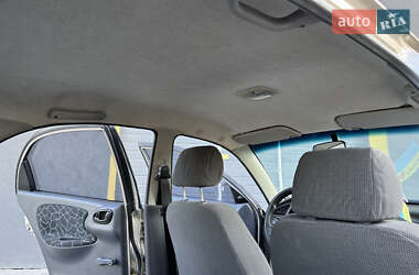 Седан Daewoo Lanos 2004 в 