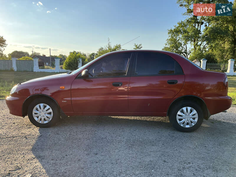 Седан Daewoo Lanos 2008 в Миргороді