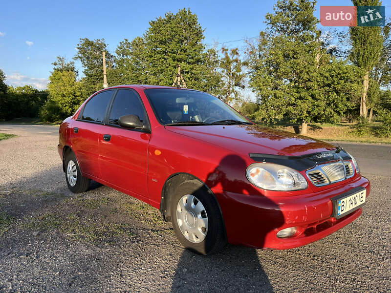 Седан Daewoo Lanos 2008 в Миргороді