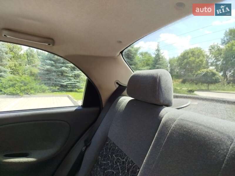 Седан Daewoo Lanos 2008 в Днепре