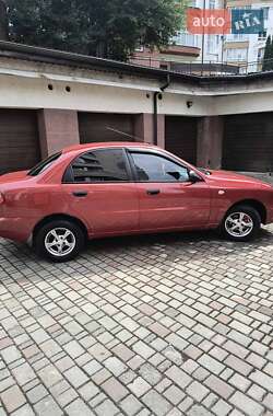 Седан Daewoo Lanos 2008 в 