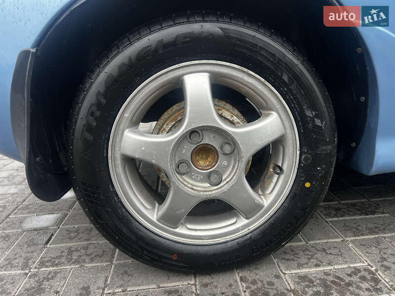 Хэтчбек Daewoo Lanos 2003 в Днепре