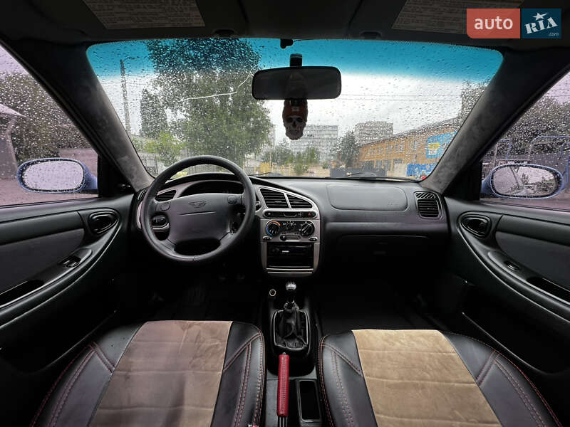 Хэтчбек Daewoo Lanos 2003 в Днепре