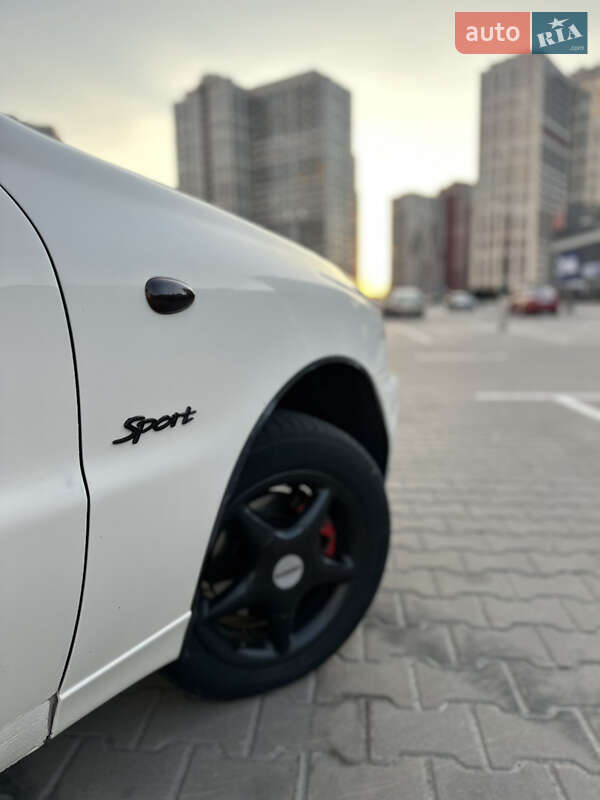 Хэтчбек Daewoo Lanos 2002 в Киеве