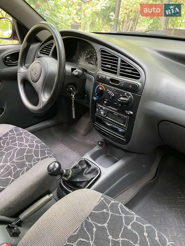 Седан Daewoo Lanos 2002 в Кривом Роге фото 4 Седан Daewoo Lanos 2002 в Кривом Роге