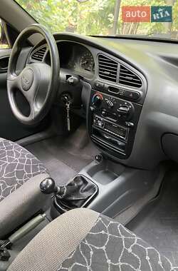 Седан Daewoo Lanos 2002 в 