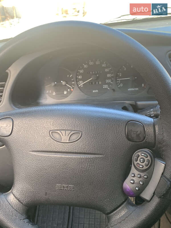 Седан Daewoo Lanos 2002 в Днепре