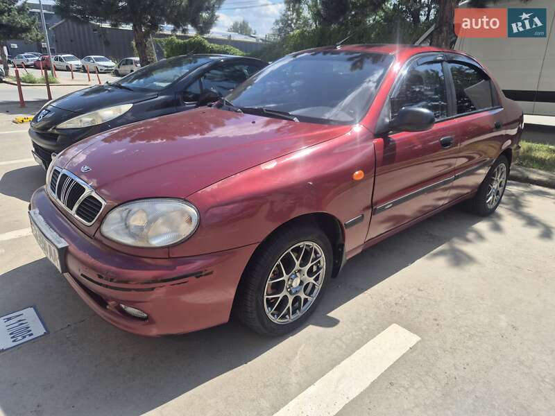Седан Daewoo Lanos 2004 в Одессе