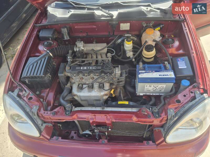 Седан Daewoo Lanos 2004 в Одессе