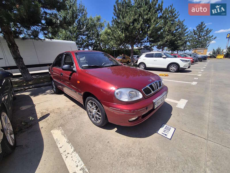 Седан Daewoo Lanos 2004 в Одессе