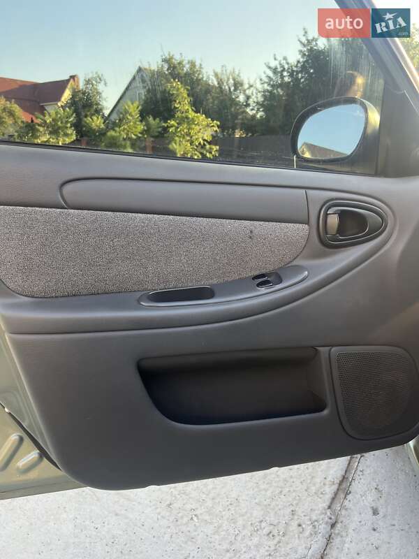 Седан Daewoo Lanos 2009 в Сумах