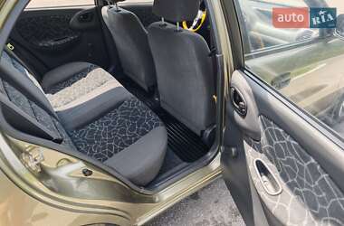 Седан Daewoo Lanos 2003 в 