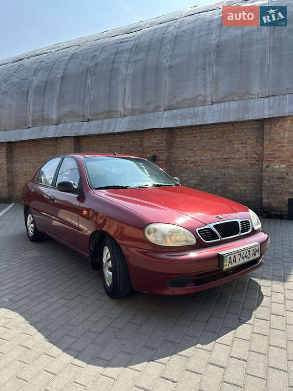 Седан Daewoo Lanos 2006 в Смеле
