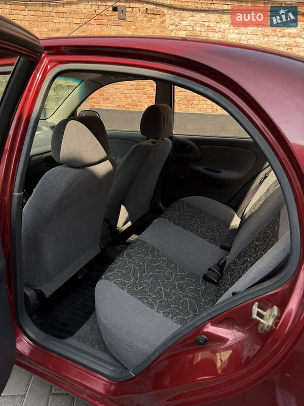 Седан Daewoo Lanos 2006 в Смеле