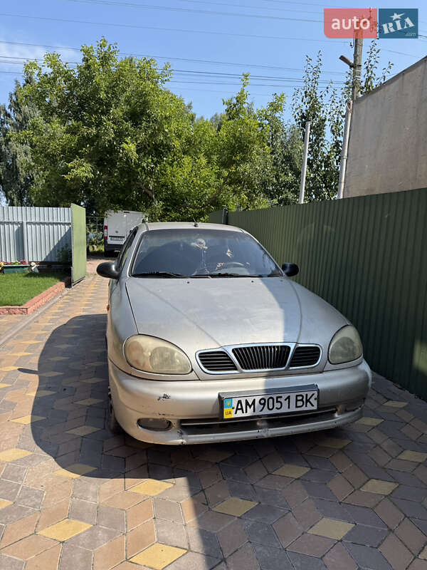Седан Daewoo Lanos 2004 в Житомире фото 5 Седан Daewoo Lanos 2004 в Житомире