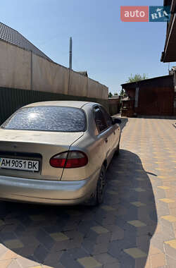 Седан Daewoo Lanos 2004 в 