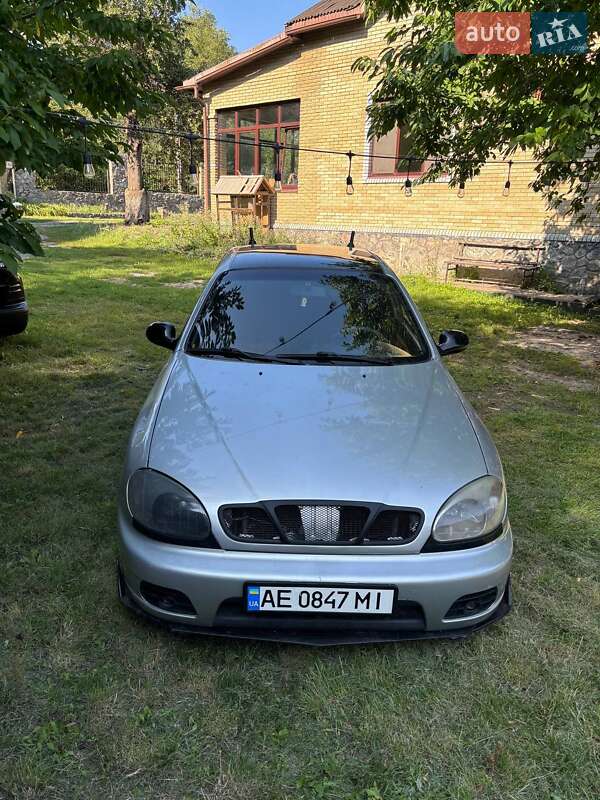 Daewoo Lanos 2001