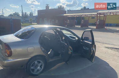 Седан Daewoo Lanos 2011 в 