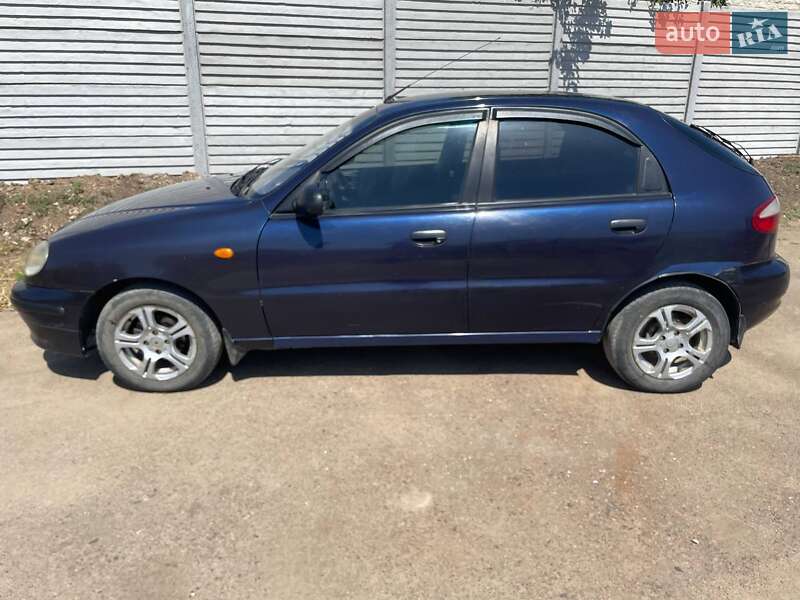 Хэтчбек Daewoo Lanos 2004 в Одессе