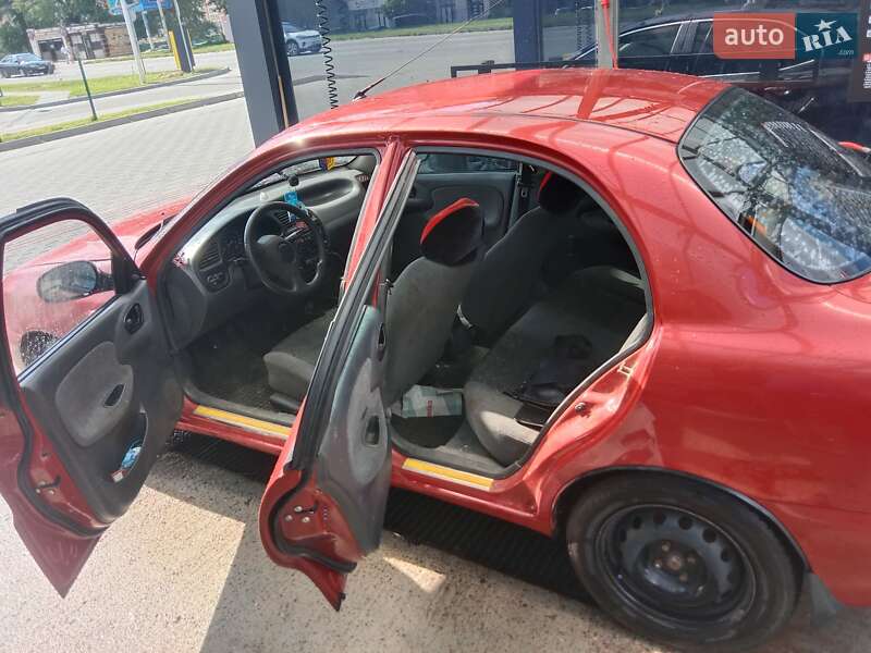 Седан Daewoo Lanos 2008 в Вишневом