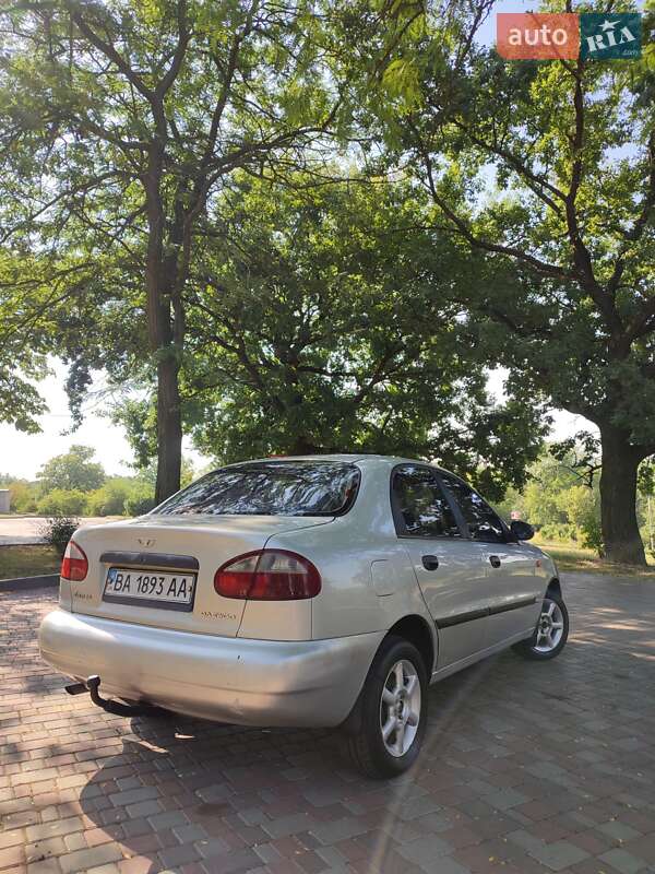Седан Daewoo Lanos 2005 в Кропивницком