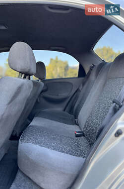Седан Daewoo Lanos 2006 в 