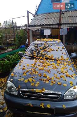 Седан Daewoo Lanos 2010 в Лозовій