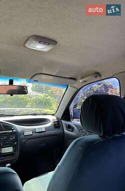 Седан Daewoo Lanos 2002 в 