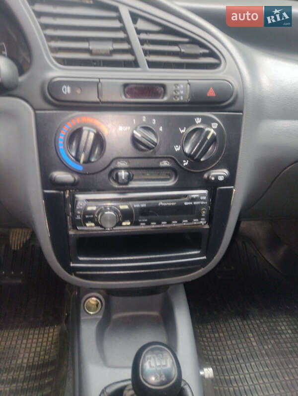 Седан Daewoo Lanos 2008 в Львове