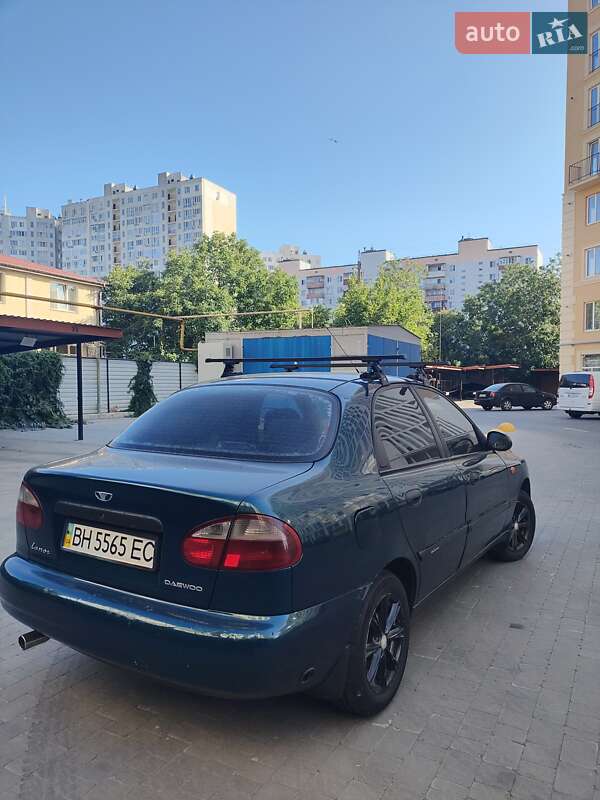 Седан Daewoo Lanos 2003 в Одессе